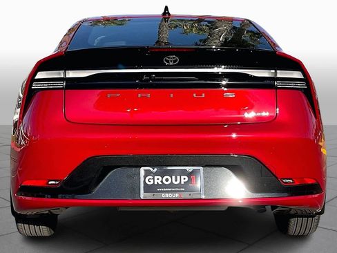 New 2026 Toyota Prius Plug-In Hybrid image 4