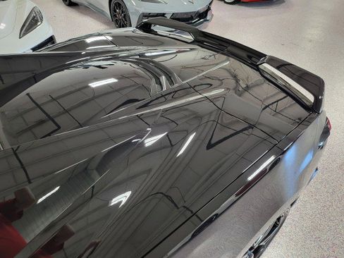 Used 2022 Chevrolet Corvette Stingray Premium Conv w/ Z51 Performance Package image 9