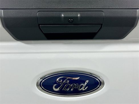 New 2026 Ford F250 XL w/ XL Chrome Package image 20
