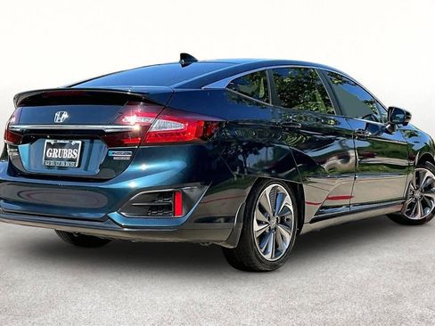 Used 2018 Honda Clarity Touring image 2