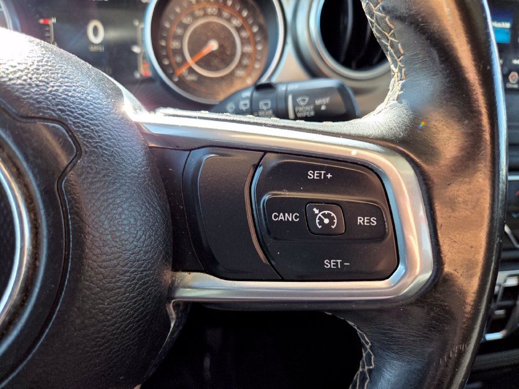 Used 2019 Jeep Wrangler Unlimited Sahara w/ Safety Group AWD/4WD image 14