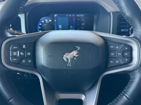 Used 2024 Ford Bronco Wildtrak AWD/4WD image 23
