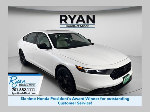 New 2025 Honda Accord SE image 1