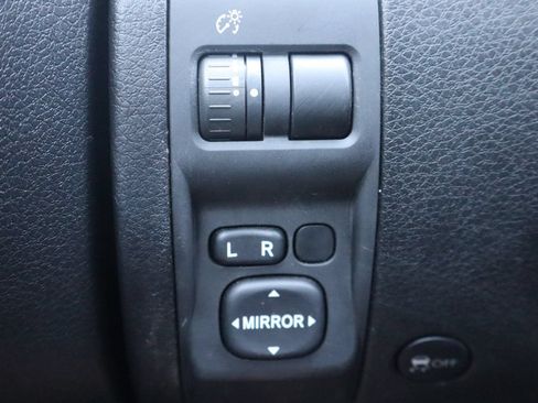 Used 2010 Subaru Impreza 2.5i Premium AWD/4WD image 29