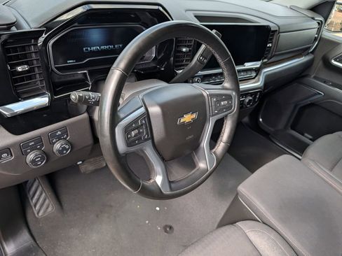 Used 2023 Chevrolet Silverado 1500 LT w/ Protection Package image 7