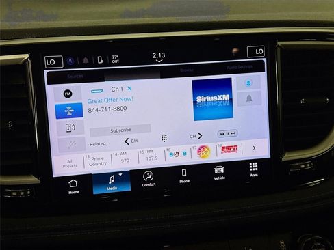 Used 2021 Chrysler Pacifica Touring FWD image 15