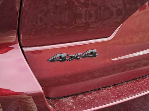 New 2025 Jeep Grand Cherokee Limited w/ Black Appearance Package image 9