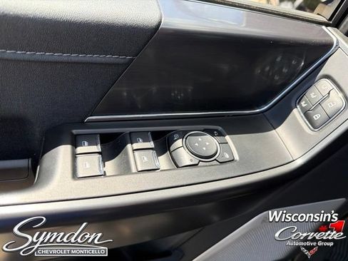 Used 2025 Ford F150 Lariat w/ Equipment Group 502A High AWD/4WD image 16