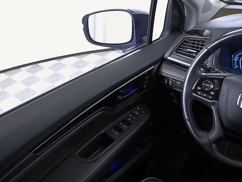 Used 2024 Honda Odyssey Elite image 21