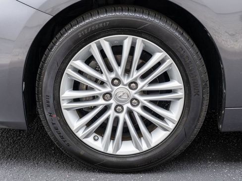 Used 2017 Lexus ES 350 w/ Premium Package FWD image 31