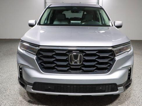 Used 2024 Honda Pilot EX-L image 4