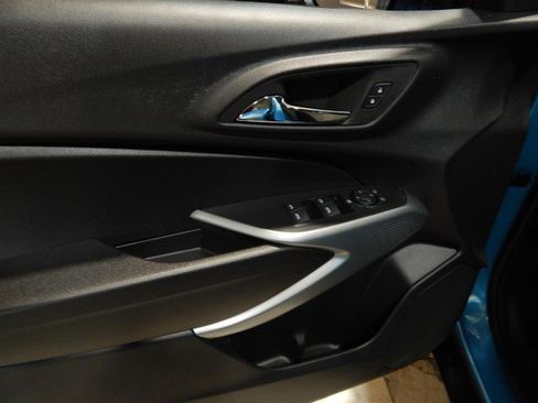 Used 2026 Chevrolet Trax LS image 13