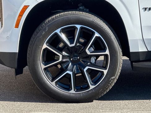 Certified 2026 Chevrolet Tahoe RST RWD image 28