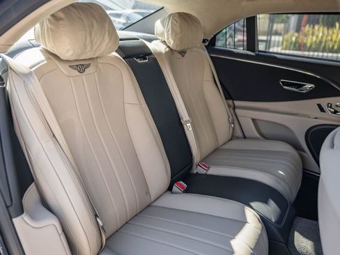 New 2026 Bentley Flying Spur Plug-In Hybrid AWD/4WD image 36