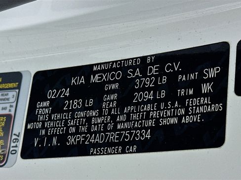 Used 2024 Kia Forte LXS image 12