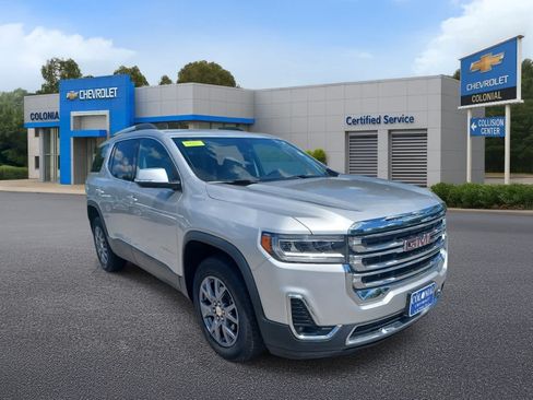 Used 2020 GMC Acadia SLT FWD image 2