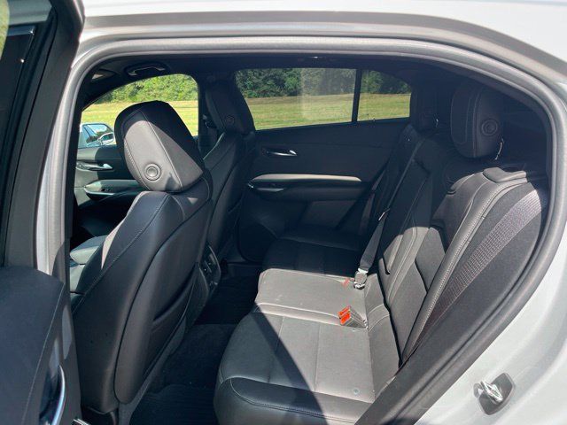 Used 2020 Cadillac XT4 Premium Luxury FWD image 32