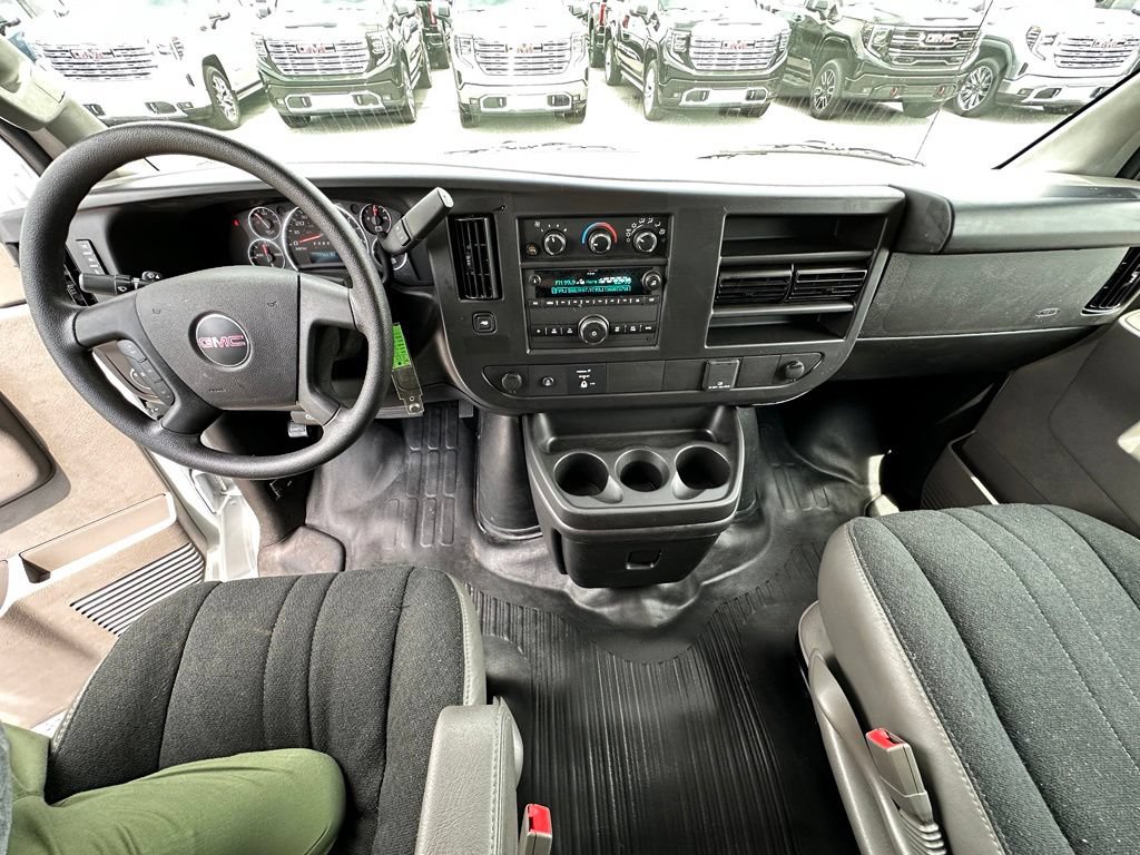 Used 2025 GMC Savana 2500 w/ Driver Convenience Package RWD image 21