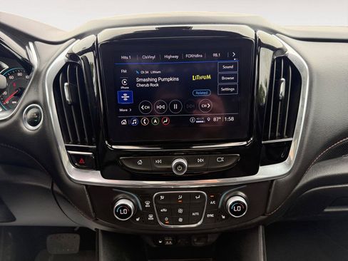 Used 2024 Chevrolet Traverse RS AWD/4WD image 14