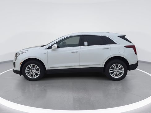 Used 2023 Cadillac XT5 Luxury AWD/4WD image 6