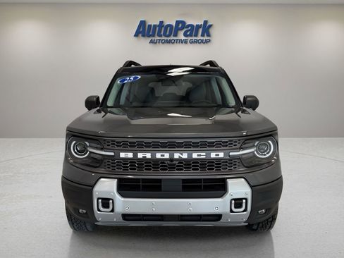 Used 2025 Ford Bronco Sport Badlands w/ Badlands Tech Package AWD/4WD image 2