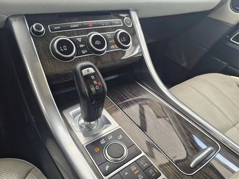 Used 2015 Land Rover Range Rover Sport HSE AWD/4WD image 16