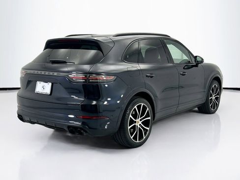 Used 2022 Porsche Cayenne image 5