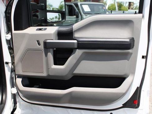 Used 2020 Ford F250 XLT w/ XLT Value Package AWD/4WD image 36