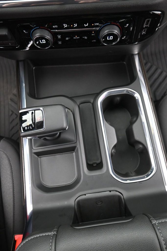 Used 2023 Chevrolet Silverado 1500 RST AWD/4WD image 23