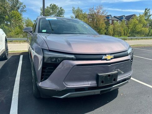 Used 2024 Chevrolet Blazer EV LT AWD/4WD image 4