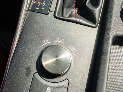 Used 2019 Lexus IS 300 F Sport w/ F Sport Package AWD/4WD image 37