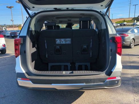 New 2026 Kia Carnival SX FWD image 26