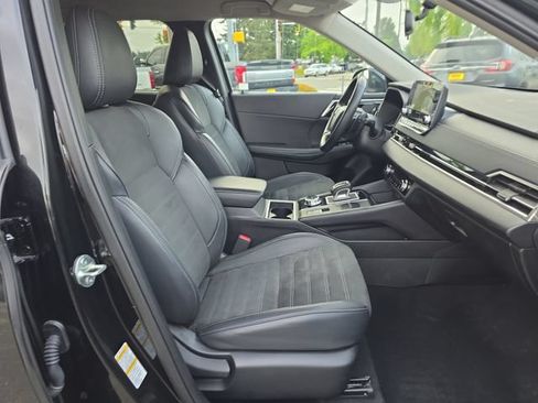 Used 2024 Mitsubishi Outlander SE AWD/4WD image 10