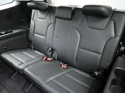 Certified 2022 Kia Telluride SX w/ SX Prestige Package AWD/4WD image 21