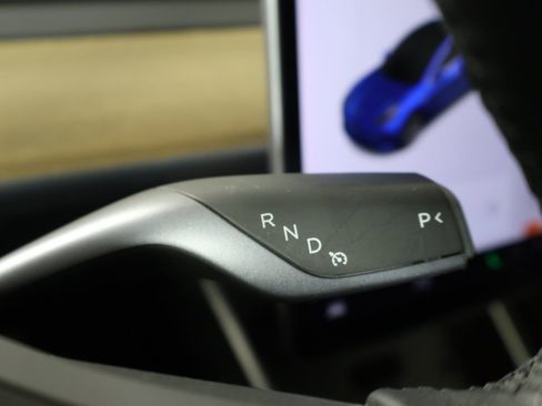 Used 2020 Tesla Model 3 Standard Range image 42