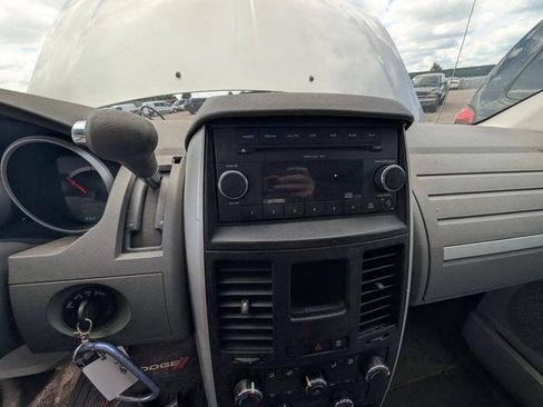 Used 2010 Dodge Grand Caravan SE FWD image 33