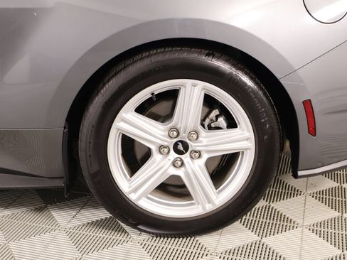 Used 2026 Ford Mustang Premium RWD image 17
