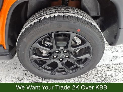 New 2026 Jeep Compass Latitude AWD/4WD image 13