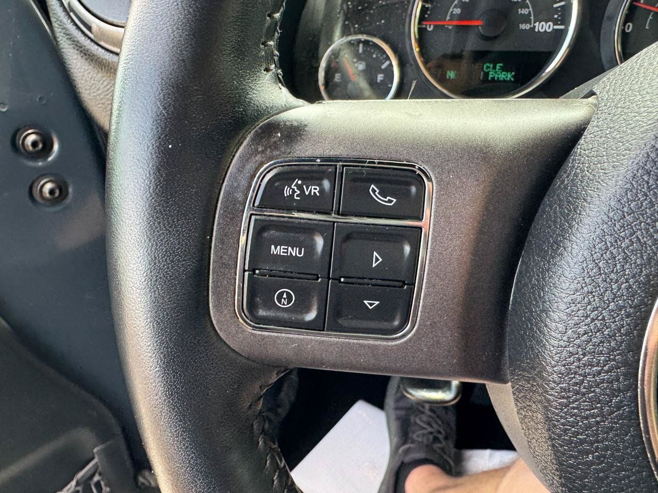 Used 2017 Jeep Wrangler Sport AWD/4WD image 34