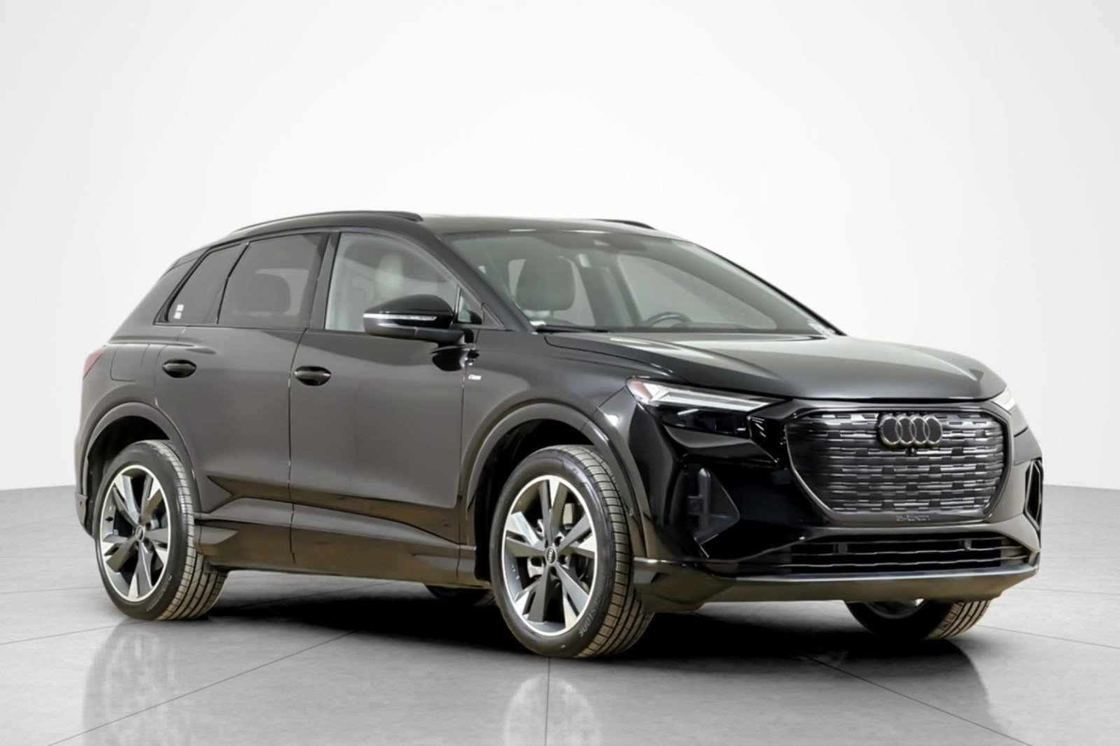 Certified 2023 Audi Q4 e-tron Premium Plus w/ Premium Plus AWD/4WD image 7