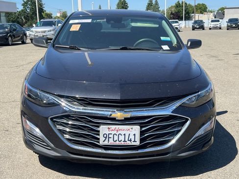 Used 2023 Chevrolet Malibu LS FWD image 2
