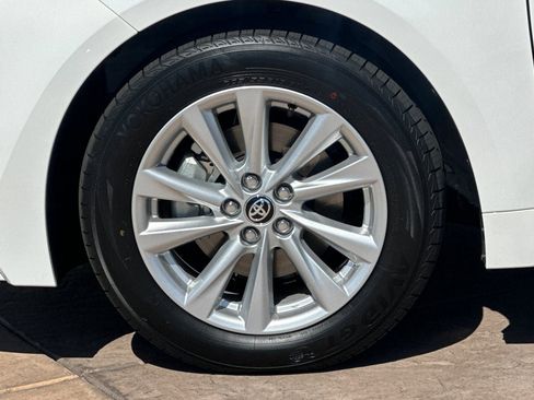 New 2026 Toyota Corolla XLE image 32