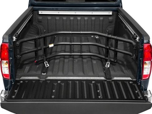 Used 2018 Nissan Frontier SV RWD image 16
