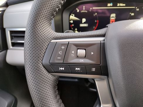 New 2026 Mitsubishi Outlander SE image 28