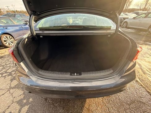 Used 2024 Kia Forte LXS image 13