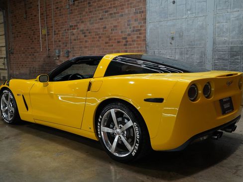 Used 2009 Chevrolet Corvette Coupe w/ Preferred Equipment Group image 39