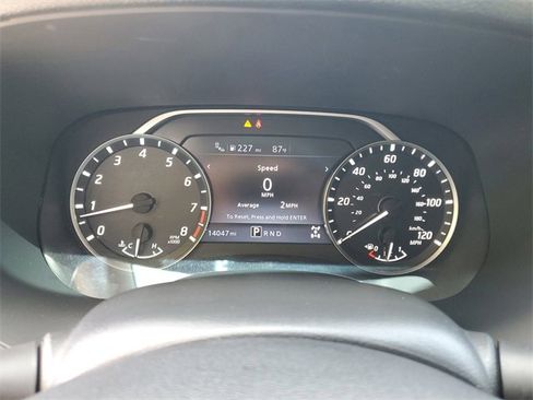 Certified 2024 Nissan Frontier SL w/ Technology Package image 18