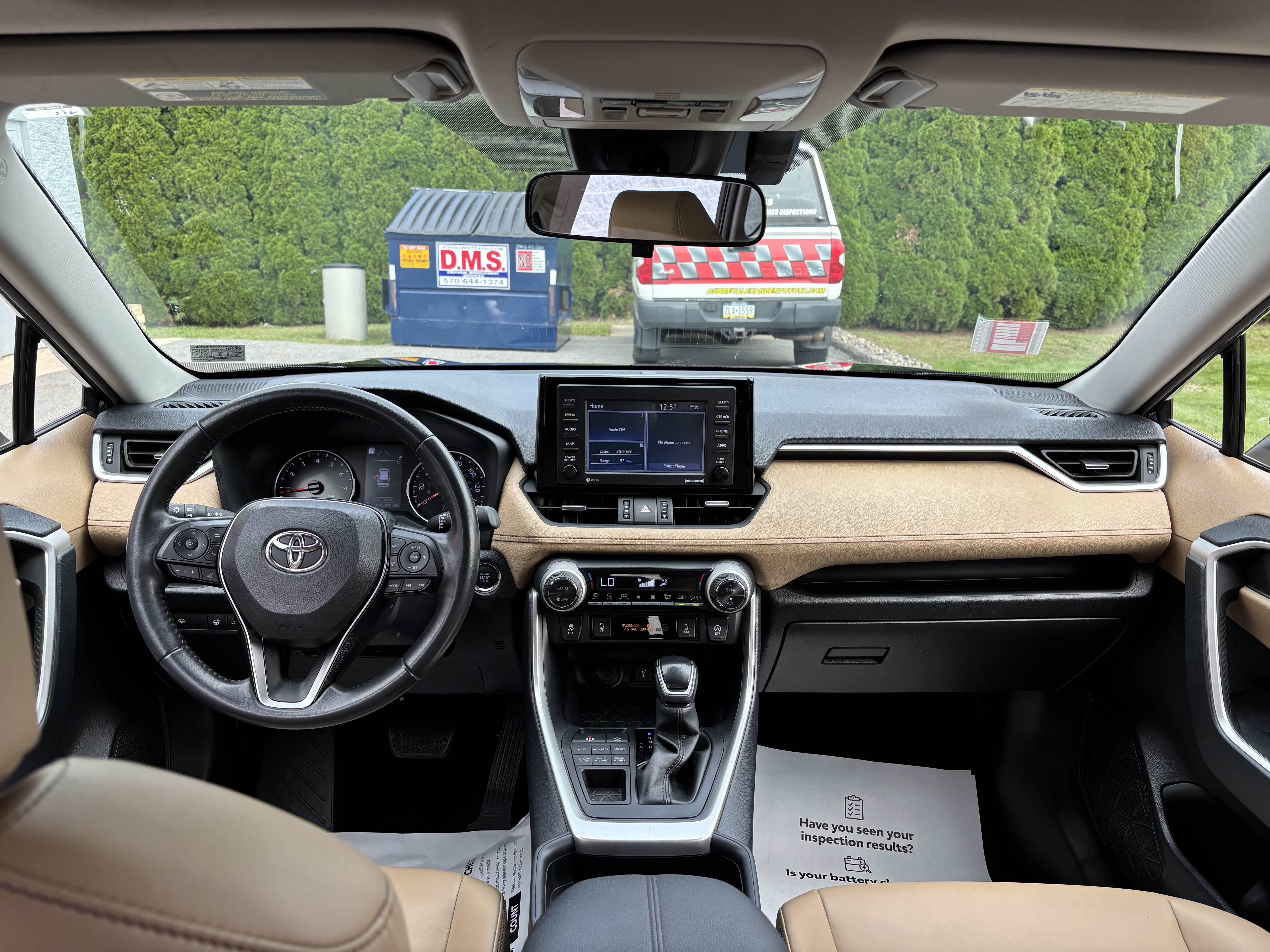 Used 2020 Toyota RAV4 XLE Premium AWD/4WD image 15