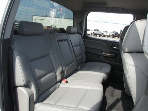 Used 2017 GMC Sierra 1500 SLT w/ SLT Premium Package image 23