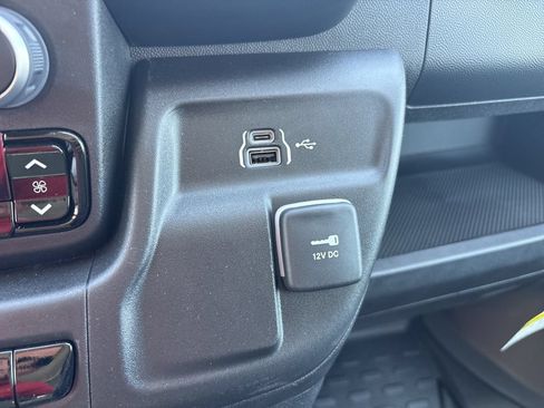 New 2026 RAM ProMaster 1500 w/ Cold Weather Group FWD image 29